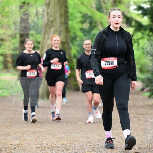 19.04.2026 - Hammer Lauf Dr. Thomas Lammeyer http://msf.ph/oto/9535083 19.04.2026 10:17:54 Laufen 272, 271, 182, 756 meine-sportfotos.de