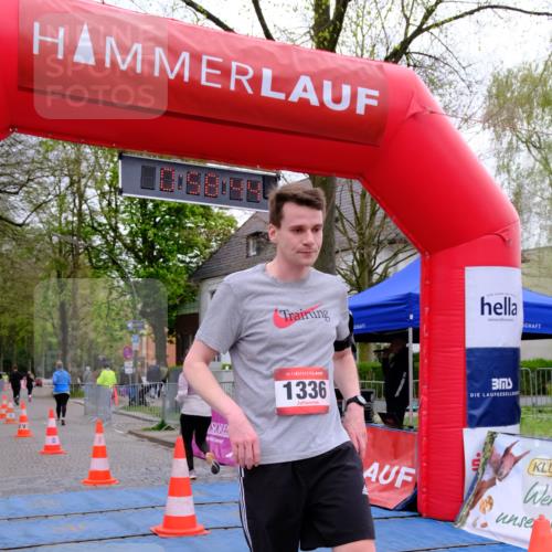 19.04.2026 - Hammer Lauf Tim E. http://msf.ph/oto/9535137 19.04.2026 10:43:52 Ziel 367, 733, 1230, 1239, 1336 meine-sportfotos.de