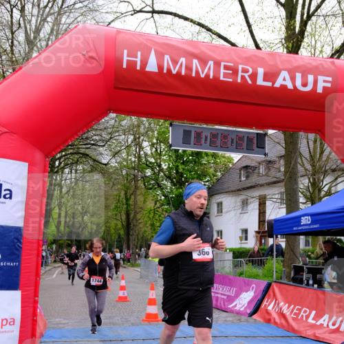 19.04.2026 - Hammer Lauf Tim E. http://msf.ph/oto/9535162 19.04.2026 10:44:05 Ziel 251, 366, 491, 563, 1744 meine-sportfotos.de