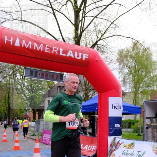 19.04.2026 - Hammer Lauf Tim E. http://msf.ph/oto/9535349 19.04.2026 10:45:17 Ziel 229, 230, 244, 492, 493, 804, 1009 meine-sportfotos.de