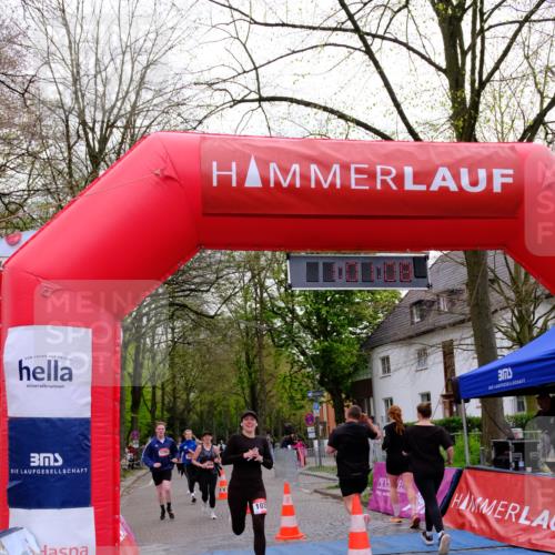 19.04.2026 - Hammer Lauf Tim E. http://msf.ph/oto/9535455 19.04.2026 10:46:16 Ziel 271, 272, 652, 1074, 1214, 1696, 1783, 1823, 1926 meine-sportfotos.de