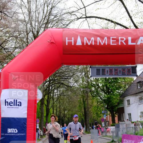 19.04.2026 - Hammer Lauf Tim E. http://msf.ph/oto/9535643 19.04.2026 10:47:48 Ziel 190, 274, 275, 288 meine-sportfotos.de