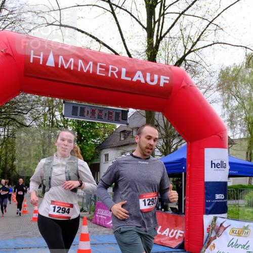 19.04.2026 - Hammer Lauf Tim E. http://msf.ph/oto/9535908 19.04.2026 10:49:39 Ziel 248, 301, 441, 1293, 1294 meine-sportfotos.de