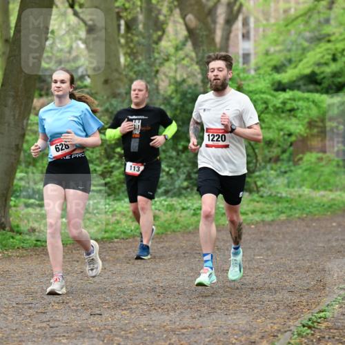 19.04.2026 - Hammer Lauf Dr. Thomas Lammeyer http://msf.ph/oto/9535991 19.04.2026 10:20:49 Laufen 1220, 628, 113 meine-sportfotos.de