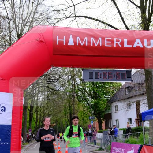 19.04.2026 - Hammer Lauf Tim E. http://msf.ph/oto/9536087 19.04.2026 10:50:59 Ziel 328, 557, 782, 1210, 1211 meine-sportfotos.de