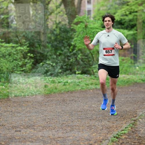 19.04.2026 - Hammer Lauf Dr. Thomas Lammeyer http://msf.ph/oto/9536306 19.04.2026 10:22:38 Laufen 657 meine-sportfotos.de
