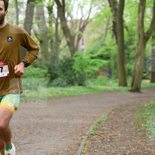 19.04.2026 - Hammer Lauf Dr. Thomas Lammeyer http://msf.ph/oto/9536359 19.04.2026 10:22:52 Laufen 717 meine-sportfotos.de