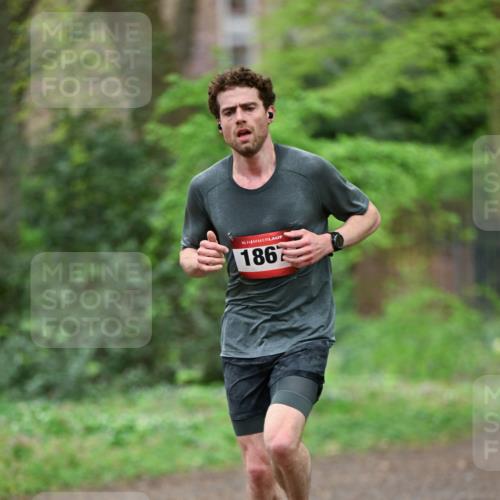 19.04.2026 - Hammer Lauf Dr. Thomas Lammeyer http://msf.ph/oto/9536394 19.04.2026 10:23:21 Laufen 1867 meine-sportfotos.de