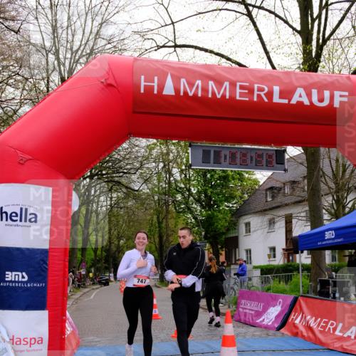 19.04.2026 - Hammer Lauf Tim E. http://msf.ph/oto/9536406 19.04.2026 10:54:07 Ziel 747, 748, 756 meine-sportfotos.de
