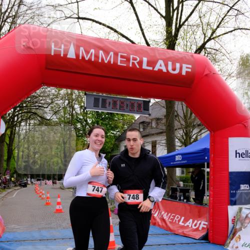 19.04.2026 - Hammer Lauf Tim E. http://msf.ph/oto/9536418 19.04.2026 10:54:08 Ziel 747, 748, 756 meine-sportfotos.de