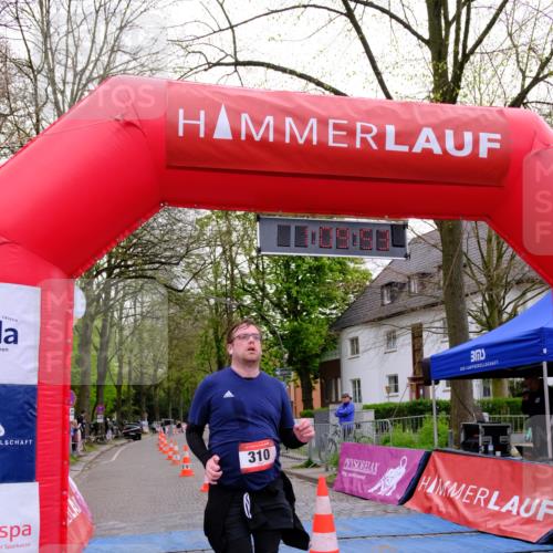19.04.2026 - Hammer Lauf Tim E. http://msf.ph/oto/9536504 19.04.2026 10:55:01 Ziel 210, 310 meine-sportfotos.de