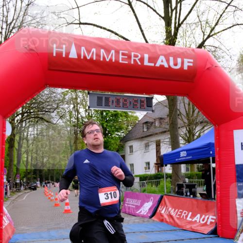 19.04.2026 - Hammer Lauf Tim E. http://msf.ph/oto/9536508 19.04.2026 10:55:01 Ziel 210, 310 meine-sportfotos.de