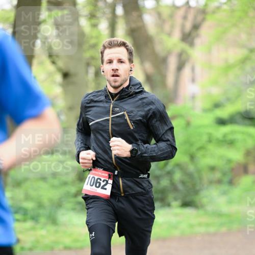 19.04.2026 - Hammer Lauf Dr. Thomas Lammeyer http://msf.ph/oto/9536512 19.04.2026 10:24:38 Laufen 1062 meine-sportfotos.de