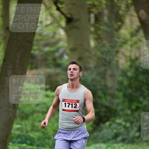 19.04.2026 - Hammer Lauf Dr. Thomas Lammeyer http://msf.ph/oto/9536685 19.04.2026 10:25:48 Laufen 1712 meine-sportfotos.de
