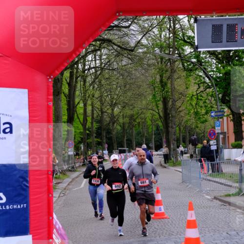 19.04.2026 - Hammer Lauf Tim E. http://msf.ph/oto/9536779 19.04.2026 10:57:35 Ziel 691, 692, 1335, 1633 meine-sportfotos.de