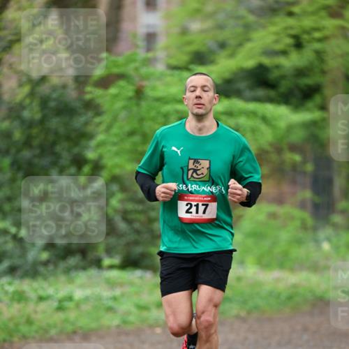 19.04.2026 - Hammer Lauf Dr. Thomas Lammeyer http://msf.ph/oto/9536792 19.04.2026 10:26:58 Laufen 217 meine-sportfotos.de