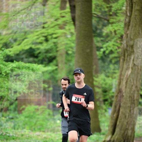 19.04.2026 - Hammer Lauf Dr. Thomas Lammeyer http://msf.ph/oto/9536897 19.04.2026 10:27:30 Laufen 781 meine-sportfotos.de