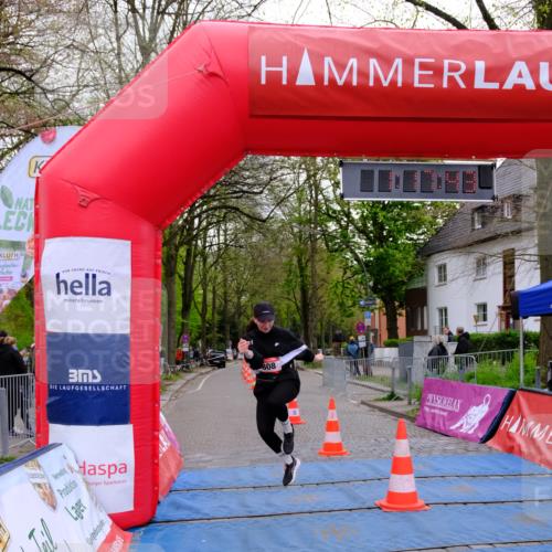 19.04.2026 - Hammer Lauf Tim E. http://msf.ph/oto/9537192 19.04.2026 11:02:52 Ziel 808 meine-sportfotos.de