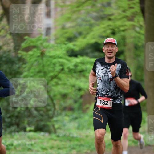 19.04.2026 - Hammer Lauf Dr. Thomas Lammeyer http://msf.ph/oto/9537284 19.04.2026 10:29:54 Laufen 182 meine-sportfotos.de