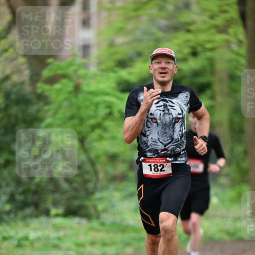 19.04.2026 - Hammer Lauf Dr. Thomas Lammeyer http://msf.ph/oto/9537287 19.04.2026 10:29:54 Laufen 182 meine-sportfotos.de