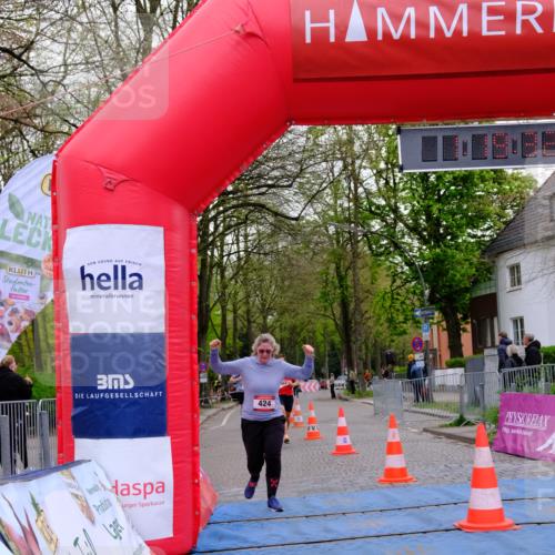19.04.2026 - Hammer Lauf Tim E. http://msf.ph/oto/9537345 19.04.2026 11:04:40 Ziel 17, 424, 574, 862, 1157, 1219, 1236 meine-sportfotos.de