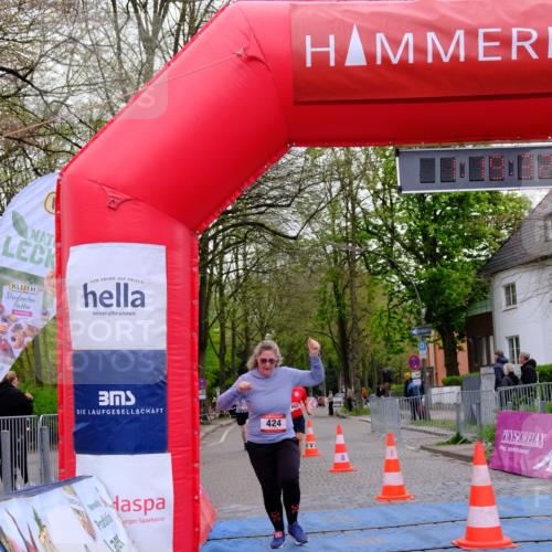 19.04.2026 - Hammer Lauf Tim E. http://msf.ph/oto/9537355 19.04.2026 11:04:41 Ziel 17, 424, 574, 862, 1157, 1219, 1236 meine-sportfotos.de
