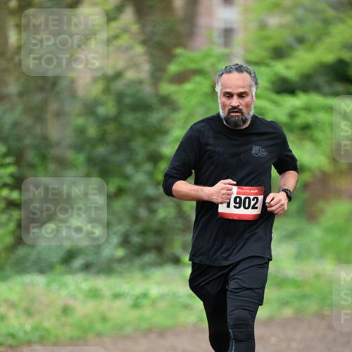 19.04.2026 - Hammer Lauf Dr. Thomas Lammeyer http://msf.ph/oto/9537380 19.04.2026 10:30:31 Laufen 1902 meine-sportfotos.de