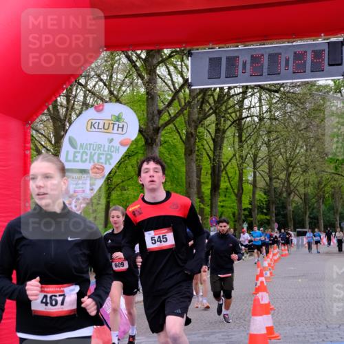 19.04.2026 - Hammer Lauf Tim E. http://msf.ph/oto/9537686 19.04.2026 11:06:33 Ziel 4, 117, 154, 467, 545, 604, 609, 796, 825, 912 meine-sportfotos.de