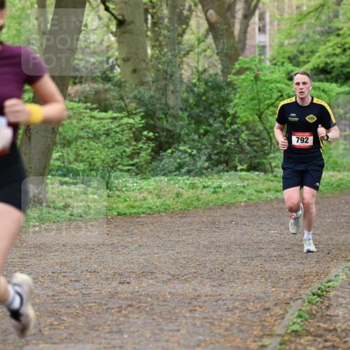 19.04.2026 - Hammer Lauf Dr. Thomas Lammeyer http://msf.ph/oto/9537694 19.04.2026 10:32:13 Laufen 222, 792, 1731 meine-sportfotos.de