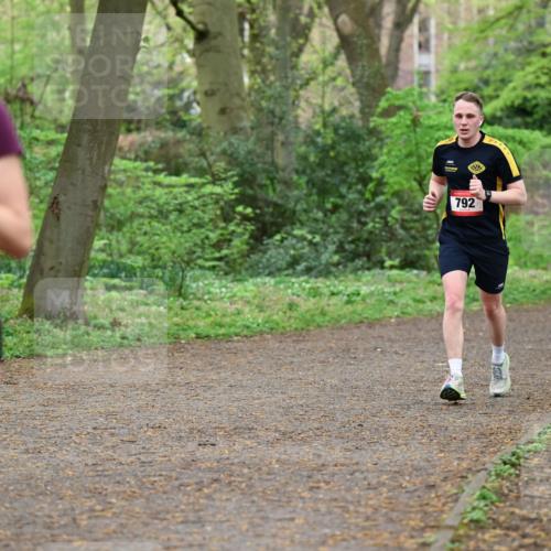 19.04.2026 - Hammer Lauf Dr. Thomas Lammeyer http://msf.ph/oto/9537695 19.04.2026 10:32:13 Laufen 222, 792, 1731 meine-sportfotos.de