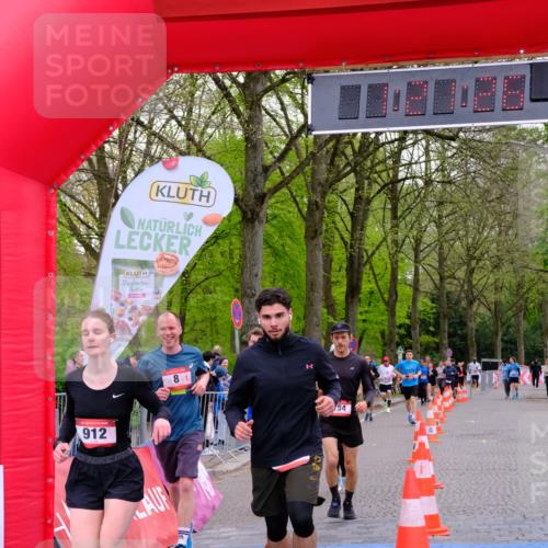 19.04.2026 - Hammer Lauf Tim E. http://msf.ph/oto/9537705 19.04.2026 11:06:35 Ziel 4, 117, 154, 467, 545, 604, 609, 624, 796, 825, 912 meine-sportfotos.de