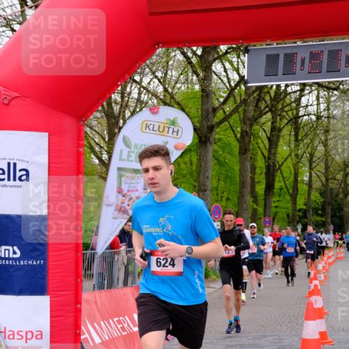 19.04.2026 - Hammer Lauf Tim E. http://msf.ph/oto/9537728 19.04.2026 11:06:42 Ziel 12, 112, 141, 388, 482, 620, 624, 773, 1103, 1927 meine-sportfotos.de
