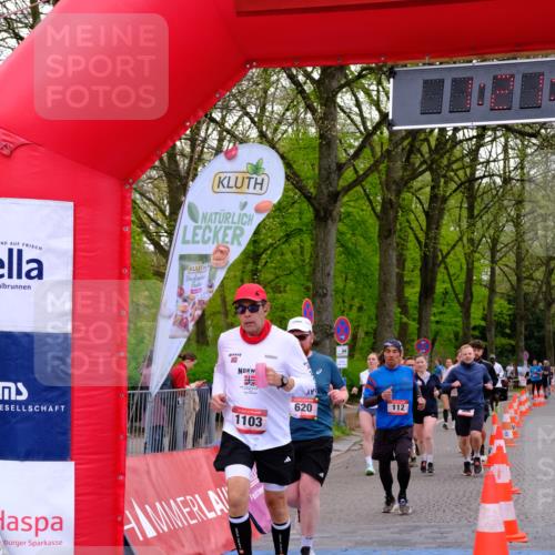 19.04.2026 - Hammer Lauf Tim E. http://msf.ph/oto/9537743 19.04.2026 11:06:45 Ziel 12, 112, 141, 239, 388, 482, 620, 624, 773, 952, 1103, 1927 meine-sportfotos.de