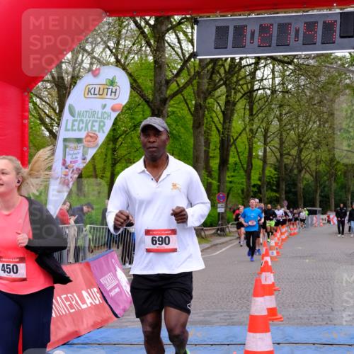 19.04.2026 - Hammer Lauf Tim E. http://msf.ph/oto/9537802 19.04.2026 11:06:56 Ziel 163, 450, 690, 830, 860 meine-sportfotos.de