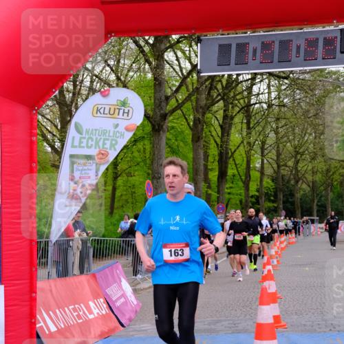 19.04.2026 - Hammer Lauf Tim E. http://msf.ph/oto/9537808 19.04.2026 11:07:01 Ziel 144, 145, 163, 307, 601, 860, 990, 1163 meine-sportfotos.de