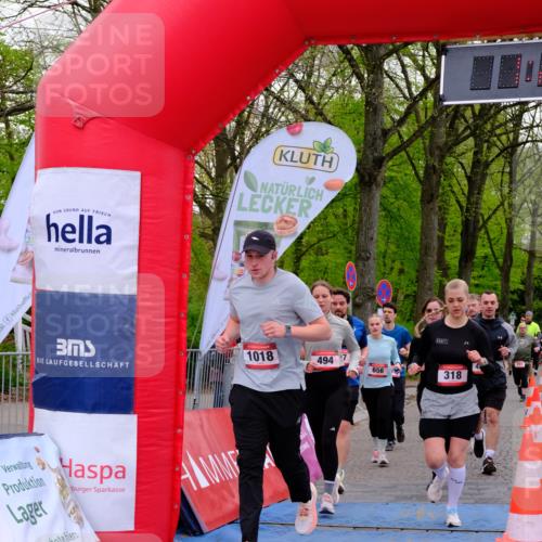 19.04.2026 - Hammer Lauf Tim E. http://msf.ph/oto/9537850 19.04.2026 11:07:22 Ziel 11, 174, 193, 211, 318, 412, 437, 494, 549, 656, 697, 1018, 1208, 1231, 1876 meine-sportfotos.de