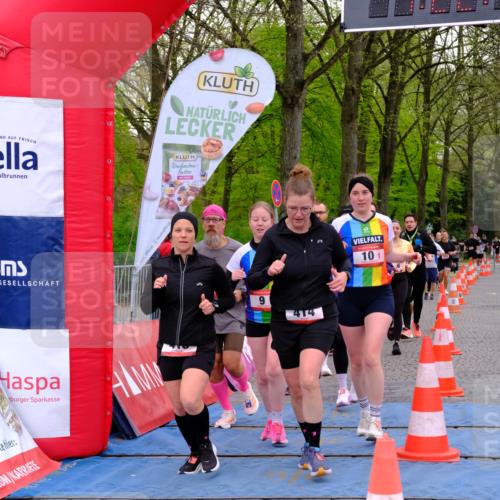 19.04.2026 - Hammer Lauf Tim E. http://msf.ph/oto/9537906 19.04.2026 11:07:49 Ziel 9, 10, 181, 406, 407, 414, 415, 416, 418, 473, 506, 507, 524, 525, 534, 646, 663, 1607, 1907 meine-sportfotos.de