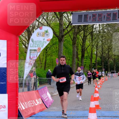 19.04.2026 - Hammer Lauf Tim E. http://msf.ph/oto/9537948 19.04.2026 11:08:06 Ziel 353, 411, 421, 537 meine-sportfotos.de