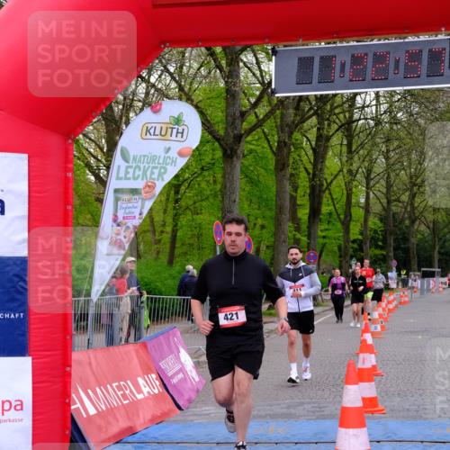 19.04.2026 - Hammer Lauf Tim E. http://msf.ph/oto/9537951 19.04.2026 11:08:06 Ziel 353, 411, 421, 537 meine-sportfotos.de