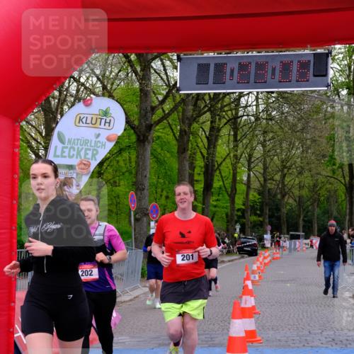 19.04.2026 - Hammer Lauf Tim E. http://msf.ph/oto/9537985 19.04.2026 11:08:15 Ziel 202, 404, 499, 631, 1085 meine-sportfotos.de