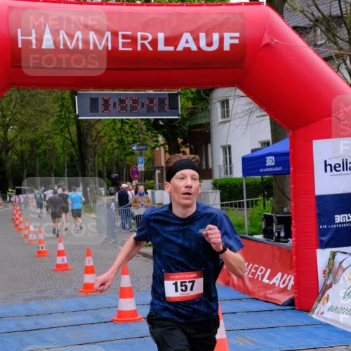 19.04.2026 - Hammer Lauf Tim E. http://msf.ph/oto/9538386 19.04.2026 11:25:50 Ziel 17, 154, 157, 269, 354 meine-sportfotos.de