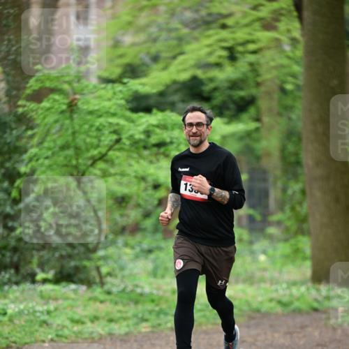 19.04.2026 - Hammer Lauf Dr. Thomas Lammeyer http://msf.ph/oto/9538396 19.04.2026 10:35:24 Laufen 135 meine-sportfotos.de