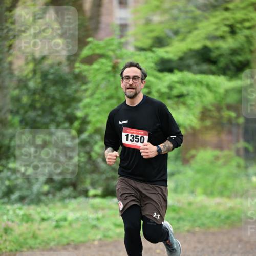 19.04.2026 - Hammer Lauf Dr. Thomas Lammeyer http://msf.ph/oto/9538408 19.04.2026 10:35:25 Laufen 1350 meine-sportfotos.de