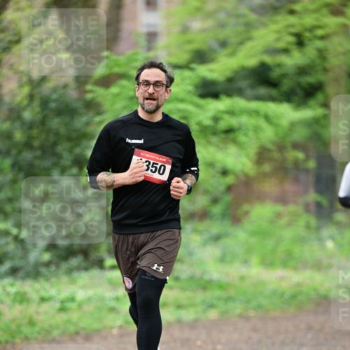 19.04.2026 - Hammer Lauf Dr. Thomas Lammeyer http://msf.ph/oto/9538410 19.04.2026 10:35:25 Laufen 350 meine-sportfotos.de