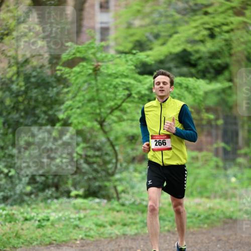 19.04.2026 - Hammer Lauf Dr. Thomas Lammeyer http://msf.ph/oto/9538643 19.04.2026 10:36:40 Laufen 266 meine-sportfotos.de