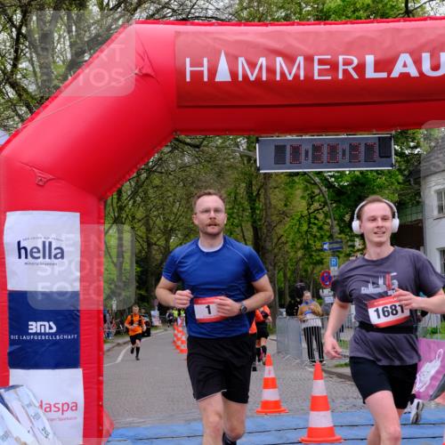 19.04.2026 - Hammer Lauf Tim E. http://msf.ph/oto/9538919 19.04.2026 11:30:45 Ziel 1, 414, 418, 421, 680, 1296, 1681 meine-sportfotos.de