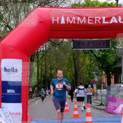 19.04.2026 - Hammer Lauf Tim E. http://msf.ph/oto/9539003 19.04.2026 11:32:08 Ziel 411, 931, 1876 meine-sportfotos.de