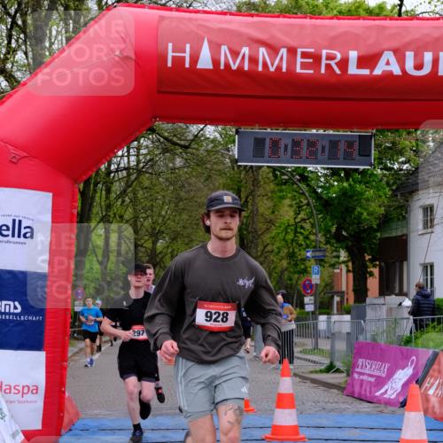 19.04.2026 - Hammer Lauf Tim E. http://msf.ph/oto/9539045 19.04.2026 11:32:22 Ziel 22, 297, 928 meine-sportfotos.de