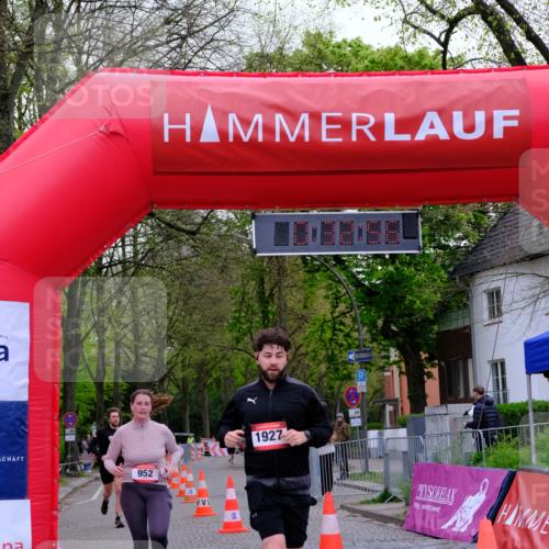 19.04.2026 - Hammer Lauf Tim E. http://msf.ph/oto/9539195 19.04.2026 11:33:04 Ziel 920, 952, 1927 meine-sportfotos.de