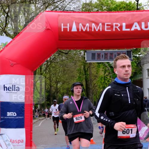 19.04.2026 - Hammer Lauf Tim E. http://msf.ph/oto/9539360 19.04.2026 11:34:14 Ziel 8, 112, 307, 601, 690, 860, 929, 1085 meine-sportfotos.de
